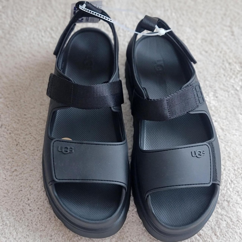 New UGG sports strappy sandals Black M Sz 12